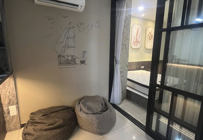 Manhattan Condominium