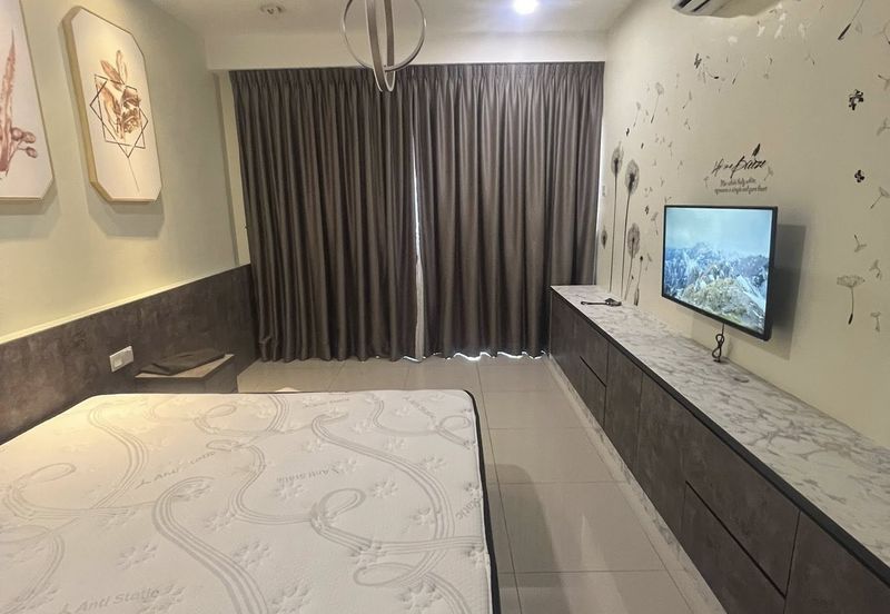 Manhattan Condominium