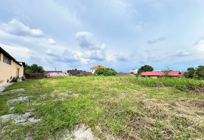 KAMPUNG BARU BUKIT MERAH