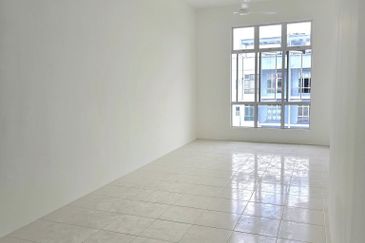 CASA RESIDENCES, CHEMOR