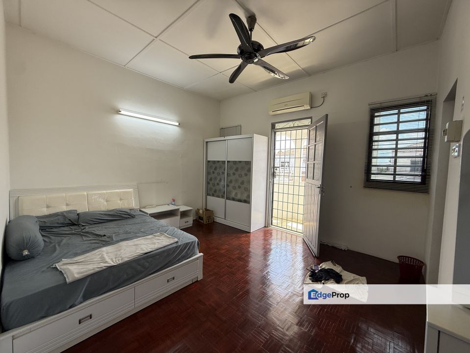 Taman Song Choon Partially Furnish Double Storey, Perak, Ipoh