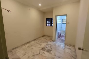 TAMAN MENGLEMBU BERLIAN