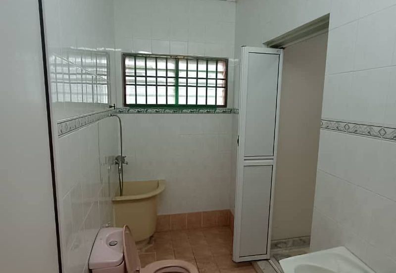 TAMAN MENGLEMBU BERLIAN