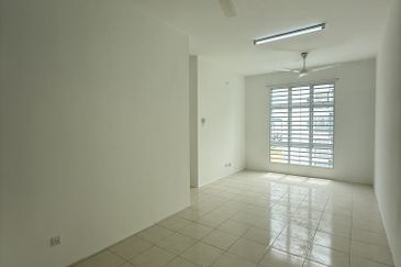 CASA RESIDENCES, CHEMOR