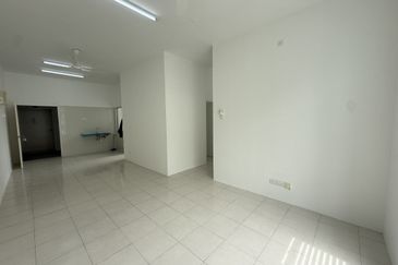 CASA RESIDENCES, CHEMOR