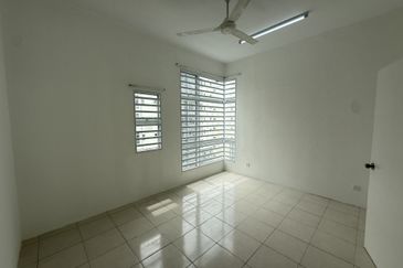 CASA RESIDENCES, CHEMOR