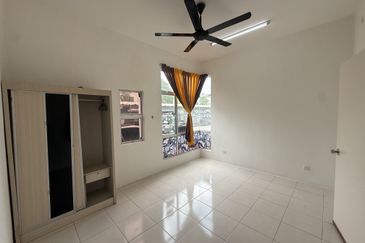 CASA RESIDENCES, CHEMOR