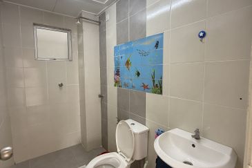 CASA RESIDENCES, CHEMOR