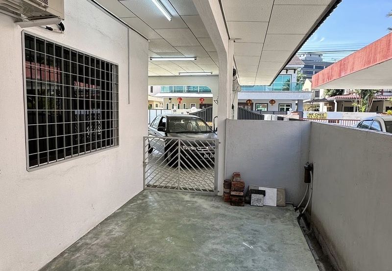 Taman Ipoh Selatan (Ipoh Garden South)