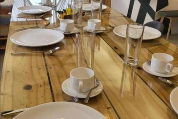 THE COVE HILLSIDE RESIDENCE