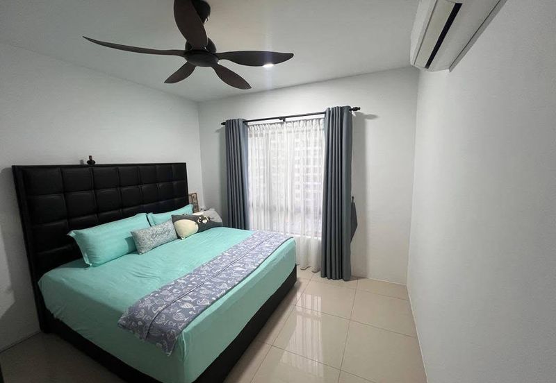 Manhattan Condominium