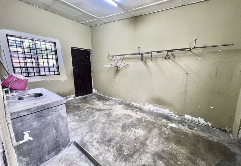 TAMAN ANJUNG BERCHAM MEGAH