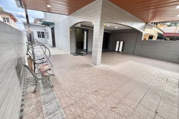 TAMAN ANJUNG BERCHAM MEGAH