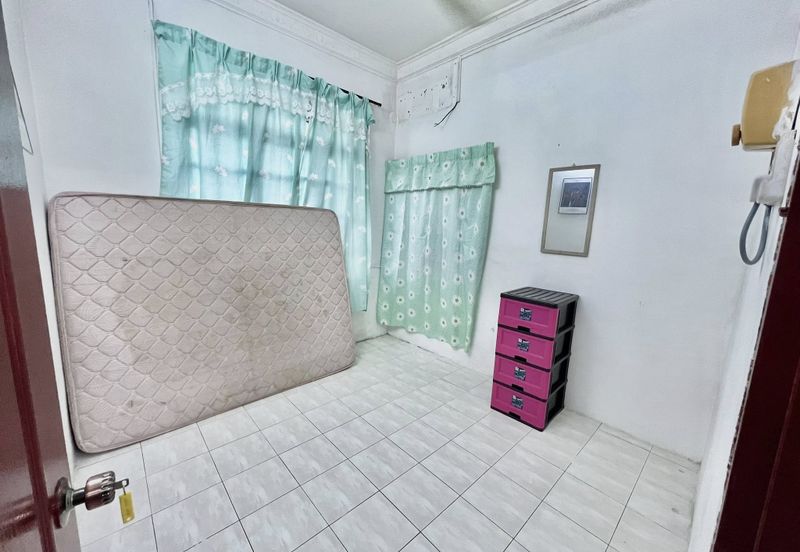 TAMAN ANJUNG BERCHAM MEGAH