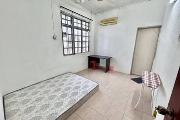 TAMAN ANJUNG BERCHAM MEGAH