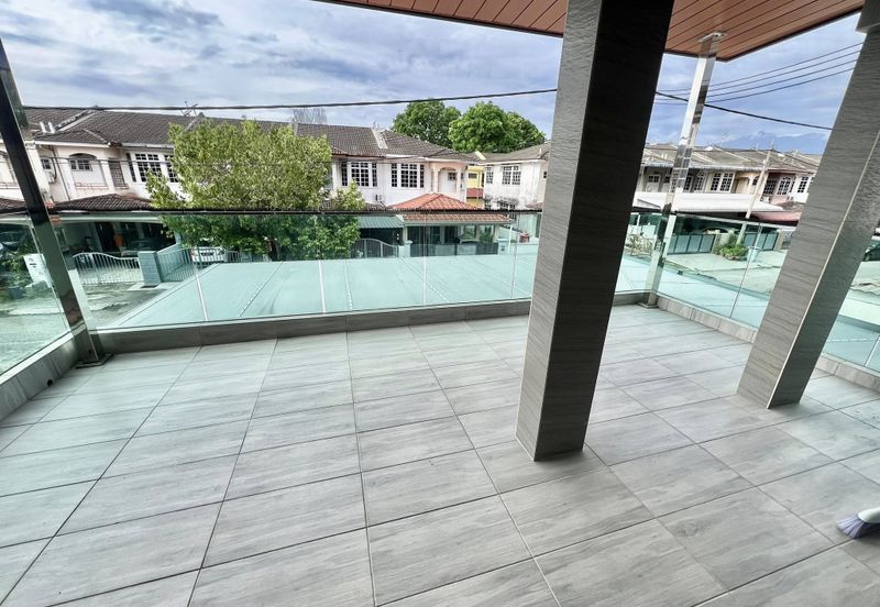 TAMAN ANJUNG BERCHAM MEGAH