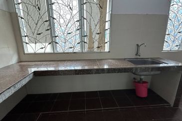 Taman Pengkalan Precinct 18