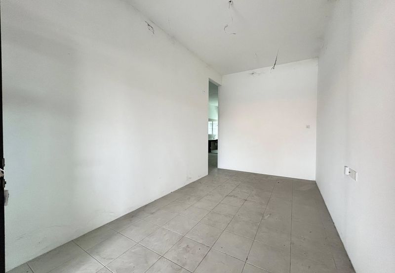 DESA LAHAT SRI -WANG