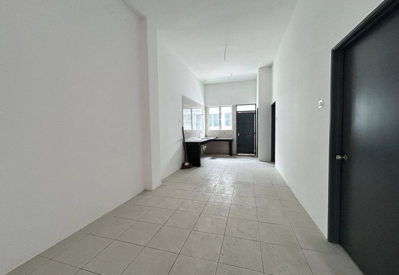 DESA LAHAT SRI -WANG