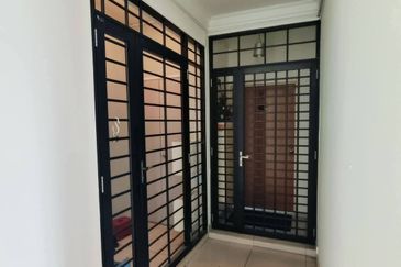 KONDOMINIUM DAMAIPURI