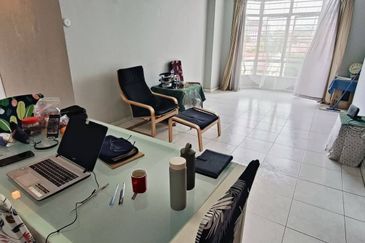 KONDOMINIUM DAMAIPURI