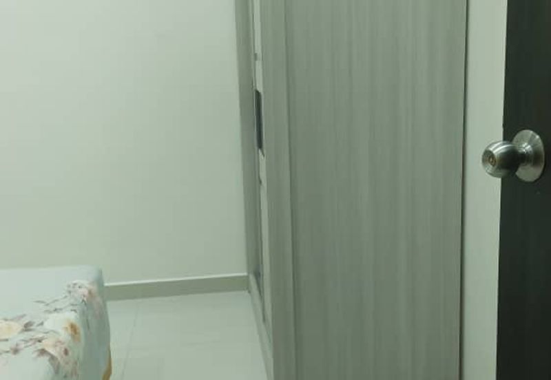 TASEK AVENUE RESIDENT