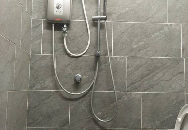 TASEK AVENUE RESIDENT