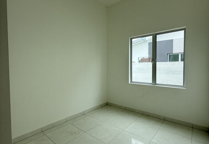 TAMAN CAHAYA, KAMPAR