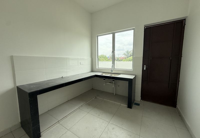 TAMAN CAHAYA, KAMPAR