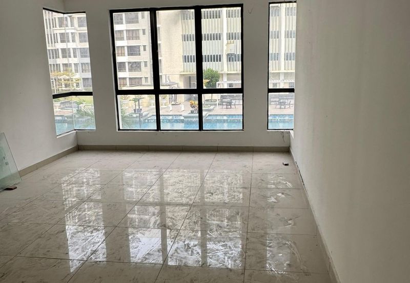 Upper East @ Tiger Lane