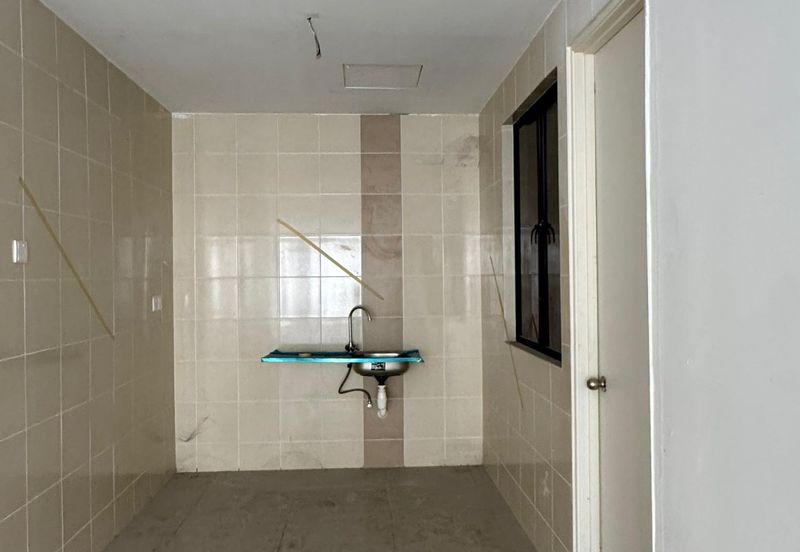 Upper East @ Tiger Lane