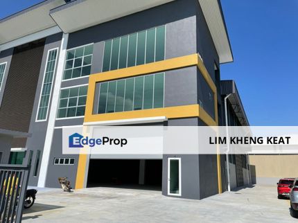 Semi Detached Factory with 2 storey office banting klang kawasan perusahaan olak lempit, Selangor, Banting