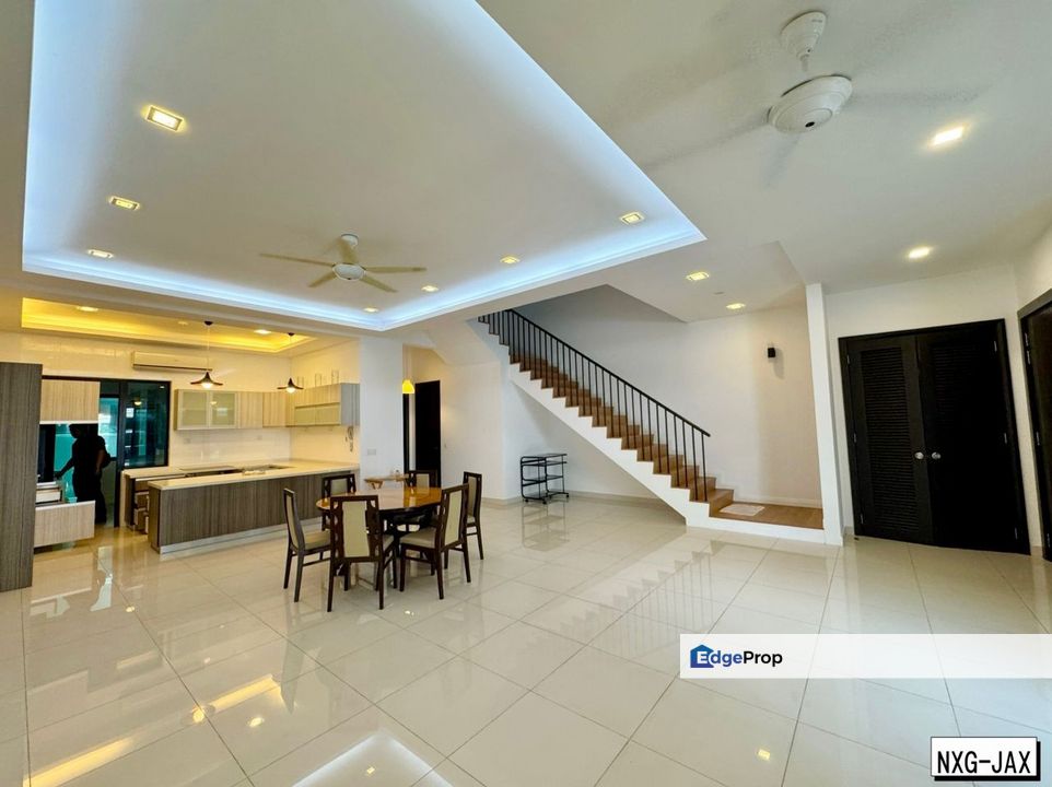 [Partial Furnished] Triple Storey Superlink House For RENT@ Duta Villa, Setia Alam, Selangor, Shah Alam