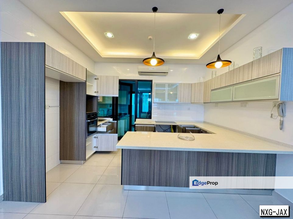 [Partial Furnished] Triple Storey Superlink House For RENT@ Duta Villa, Setia Alam, Selangor, Shah Alam
