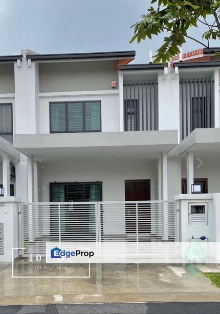 [GOOD CONDITION] Double Storey House @ Alam Impian Clarino, Shah Alam , Selangor, Shah Alam