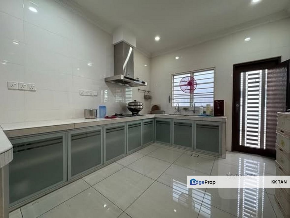 Batu Belah 2.5 Storey Fully Renovated Move In Condition Best Buy Klang, Selangor, Klang
