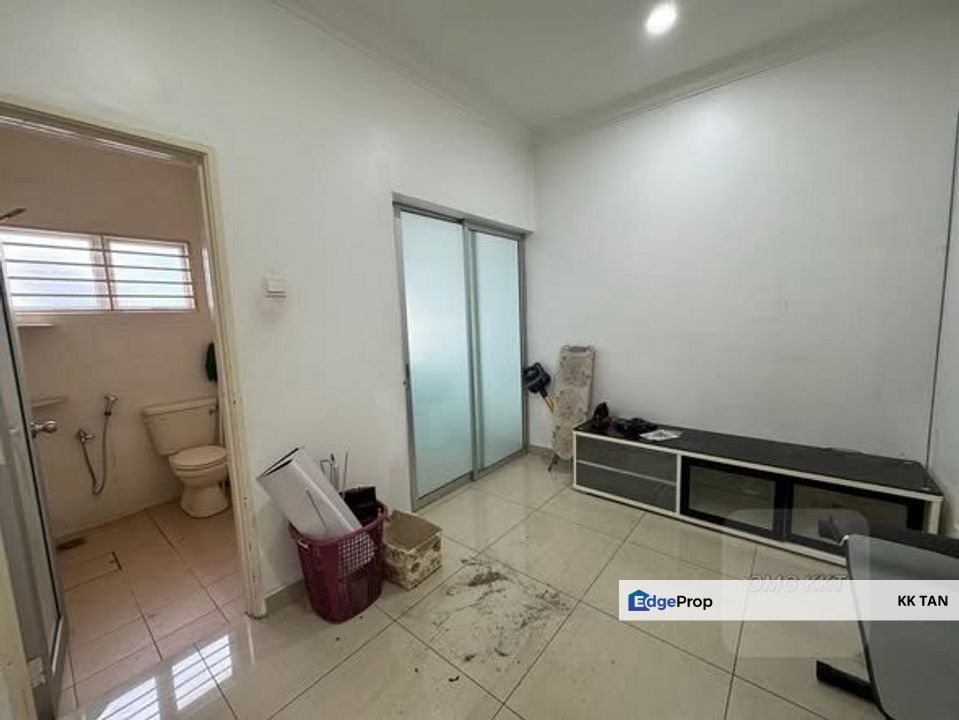 Batu Belah 2.5 Storey Fully Renovated Move In Condition Best Buy Klang, Selangor, Klang