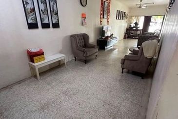 Taman Tepi Sungai ( Taman Teluk Pulai Indah )