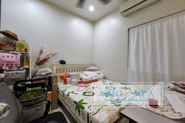 Indah 12, Setia Alam