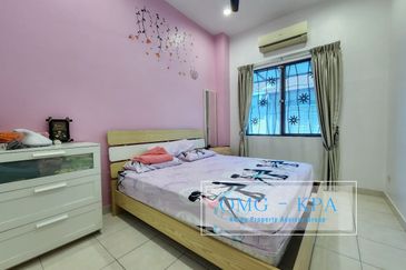 Indah 12, Setia Alam