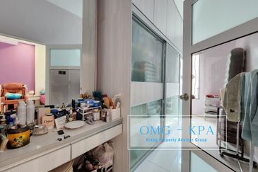 Indah 12, Setia Alam