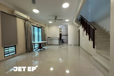 Indah 12, Setia Alam