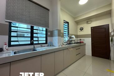 Indah 12, Setia Alam