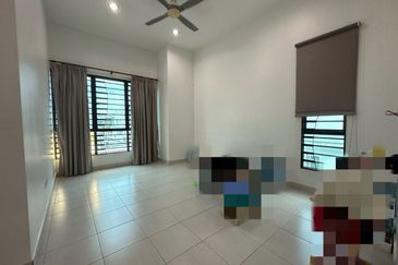 Indah 12, Setia Alam