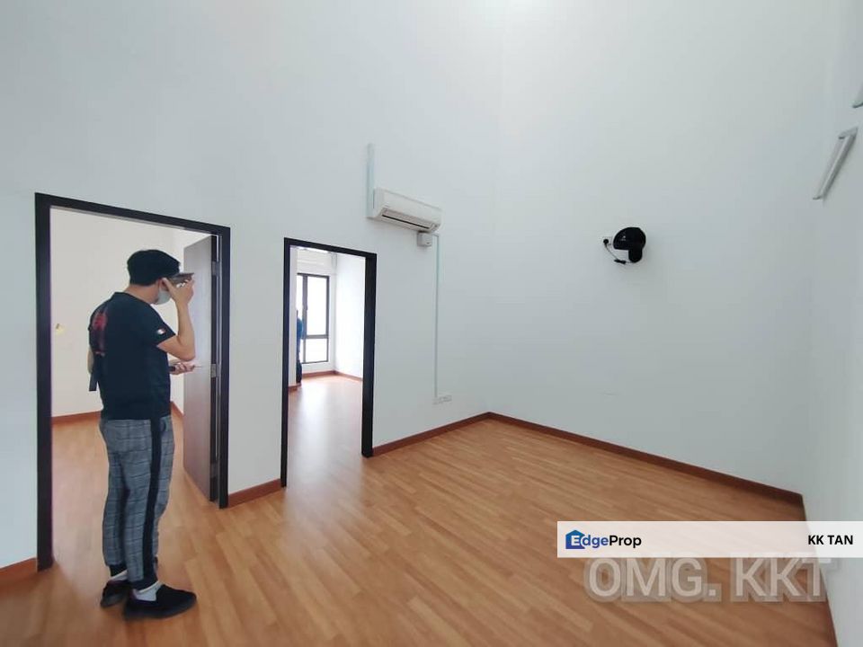 Bukit Raja Athira Double Storey Renovated Good Condition Best Buy Klang, Selangor, Klang