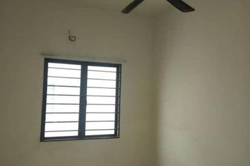 Indah 12, Setia Alam