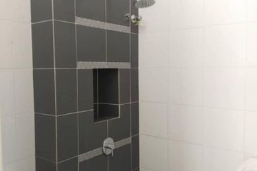 Indah 12, Setia Alam