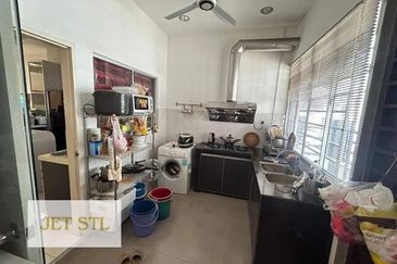 Indah 12, Setia Alam