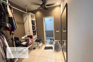 Indah 12, Setia Alam