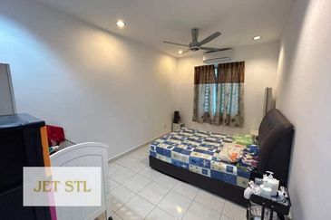 Indah 12, Setia Alam